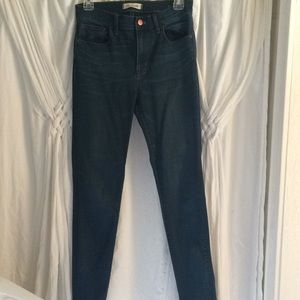 Madewell road tripper skinny jeans.